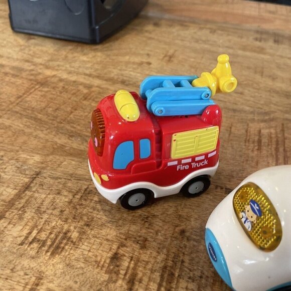 VTech Go Go Smart Wheels Vehicles Lights Sounds Truck Airplane Fire Truck Toy - Picture 4 of 11